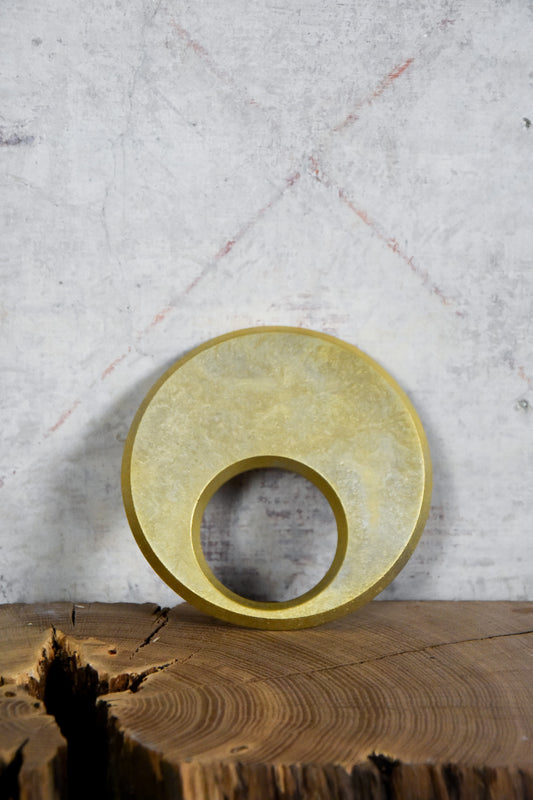 Trivet (moon)