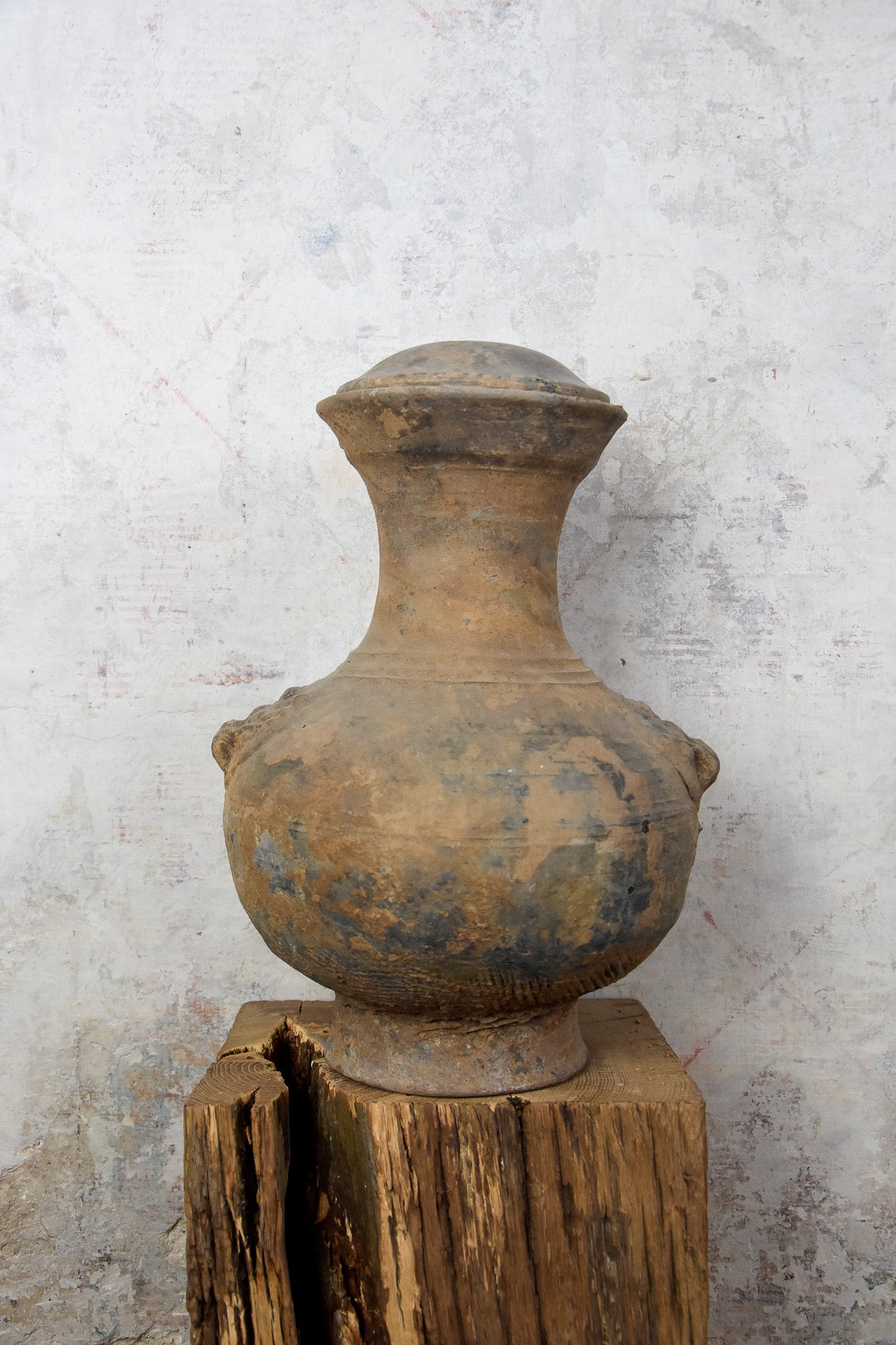 Han Dynasty Hu vase
