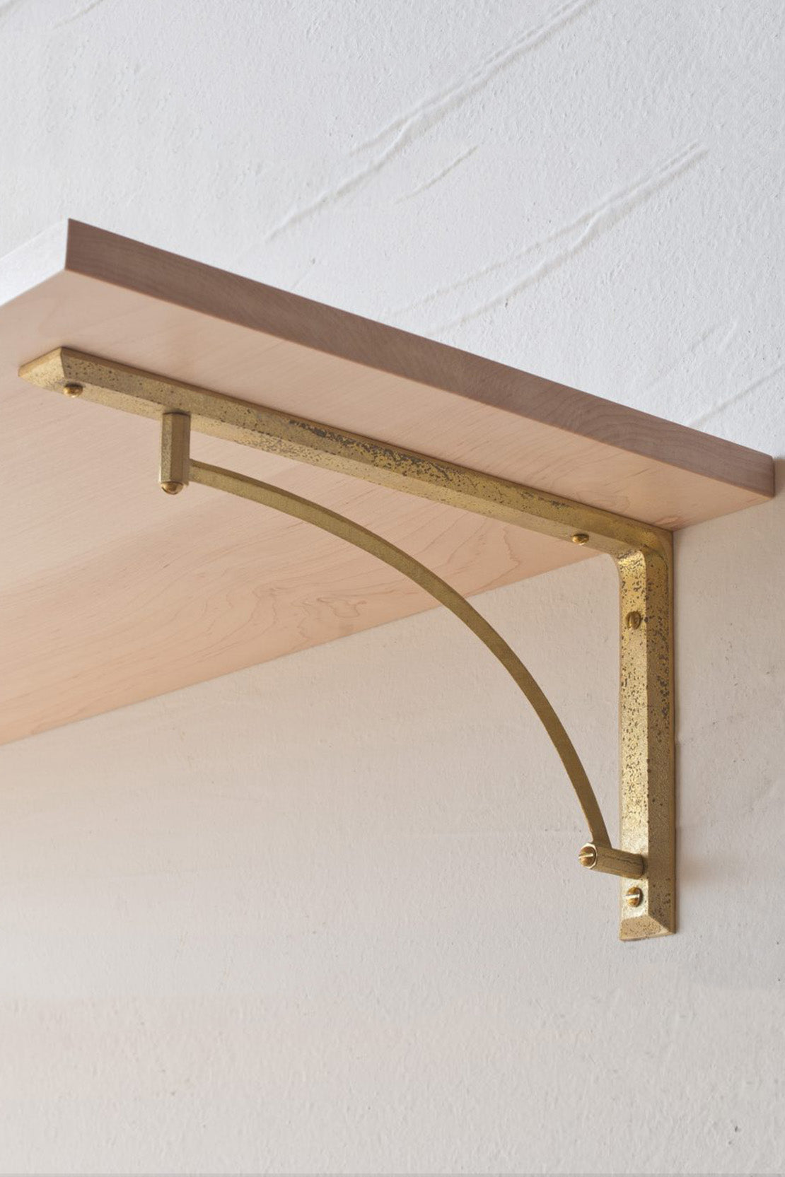 Shelf Bracket Curved L