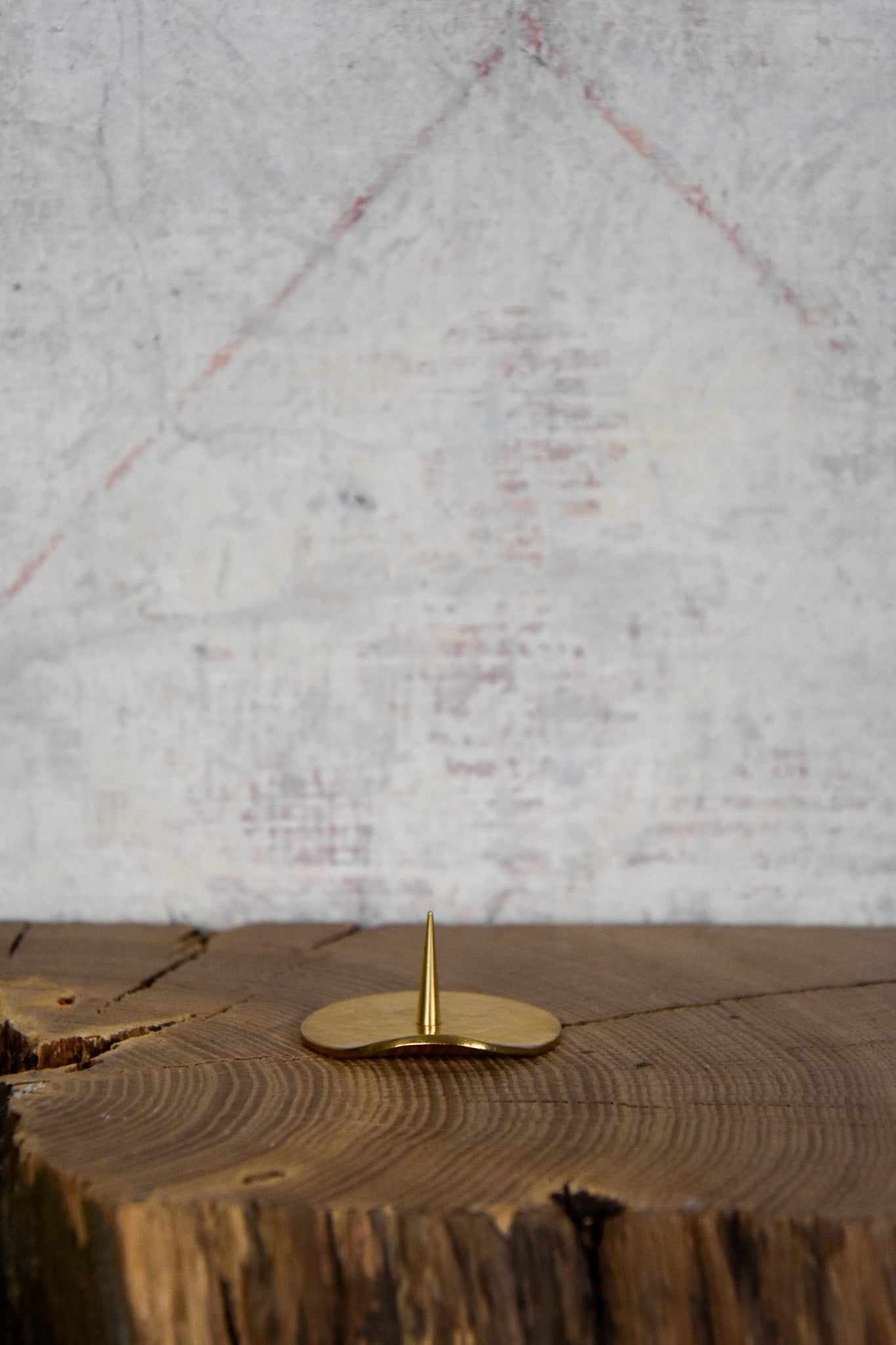 Brass Candle Stand (round)