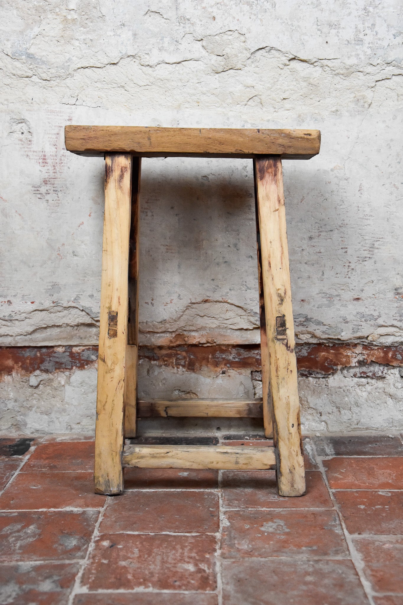Rectangular stool